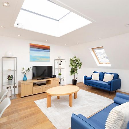 Ferienwohnung Joivy Superb Flats In The Heart Of EDI Exterior foto