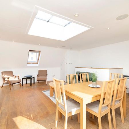 Ferienwohnung Joivy Superb Flats In The Heart Of EDI Exterior foto