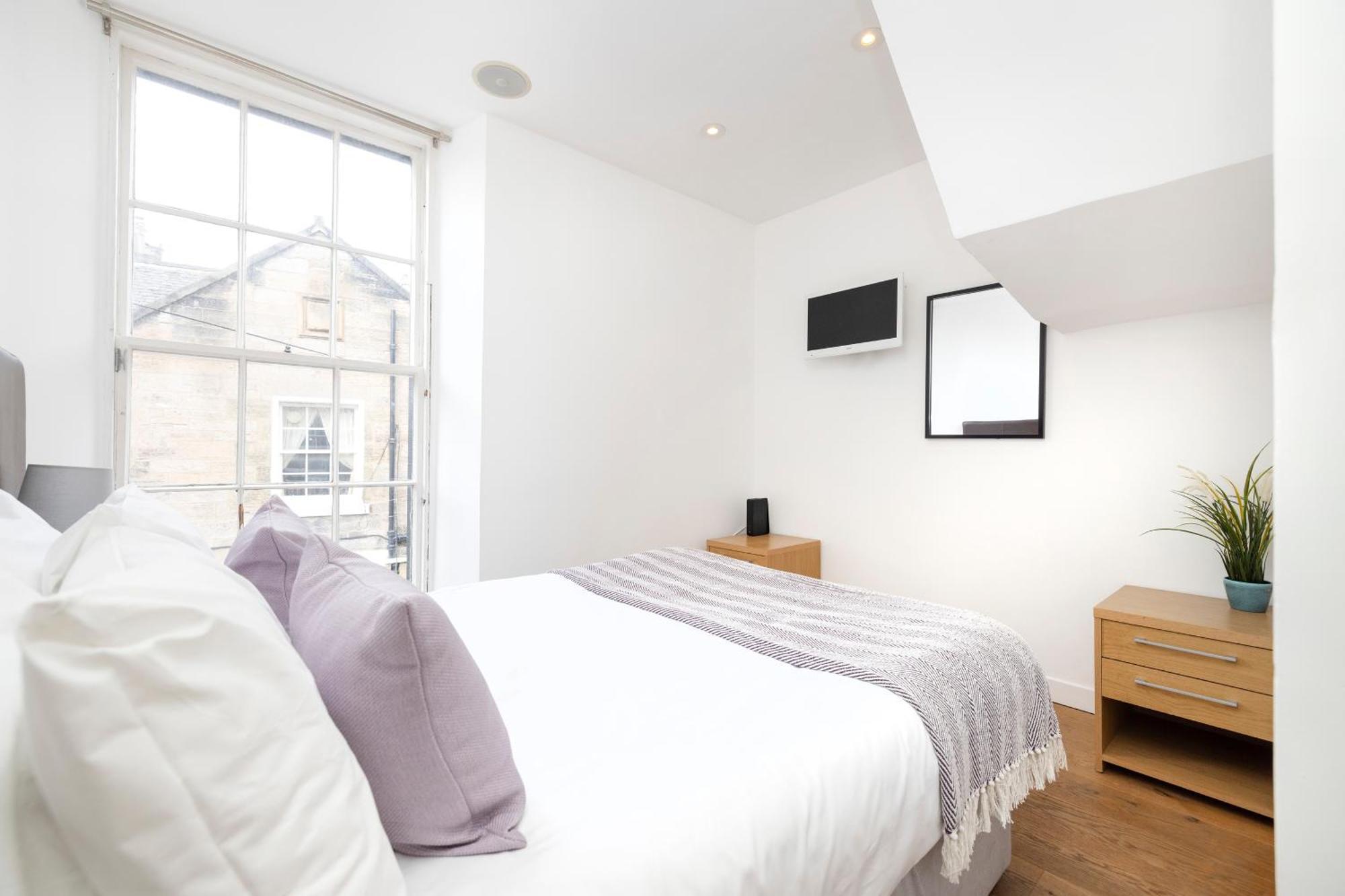 Ferienwohnung Joivy Superb Flats In The Heart Of EDI Exterior foto
