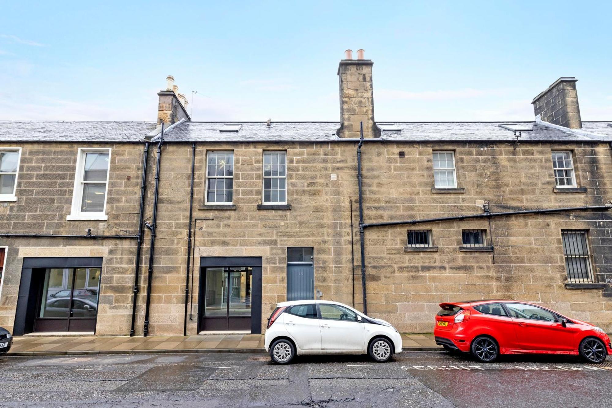 Ferienwohnung Joivy Superb Flats In The Heart Of EDI Exterior foto