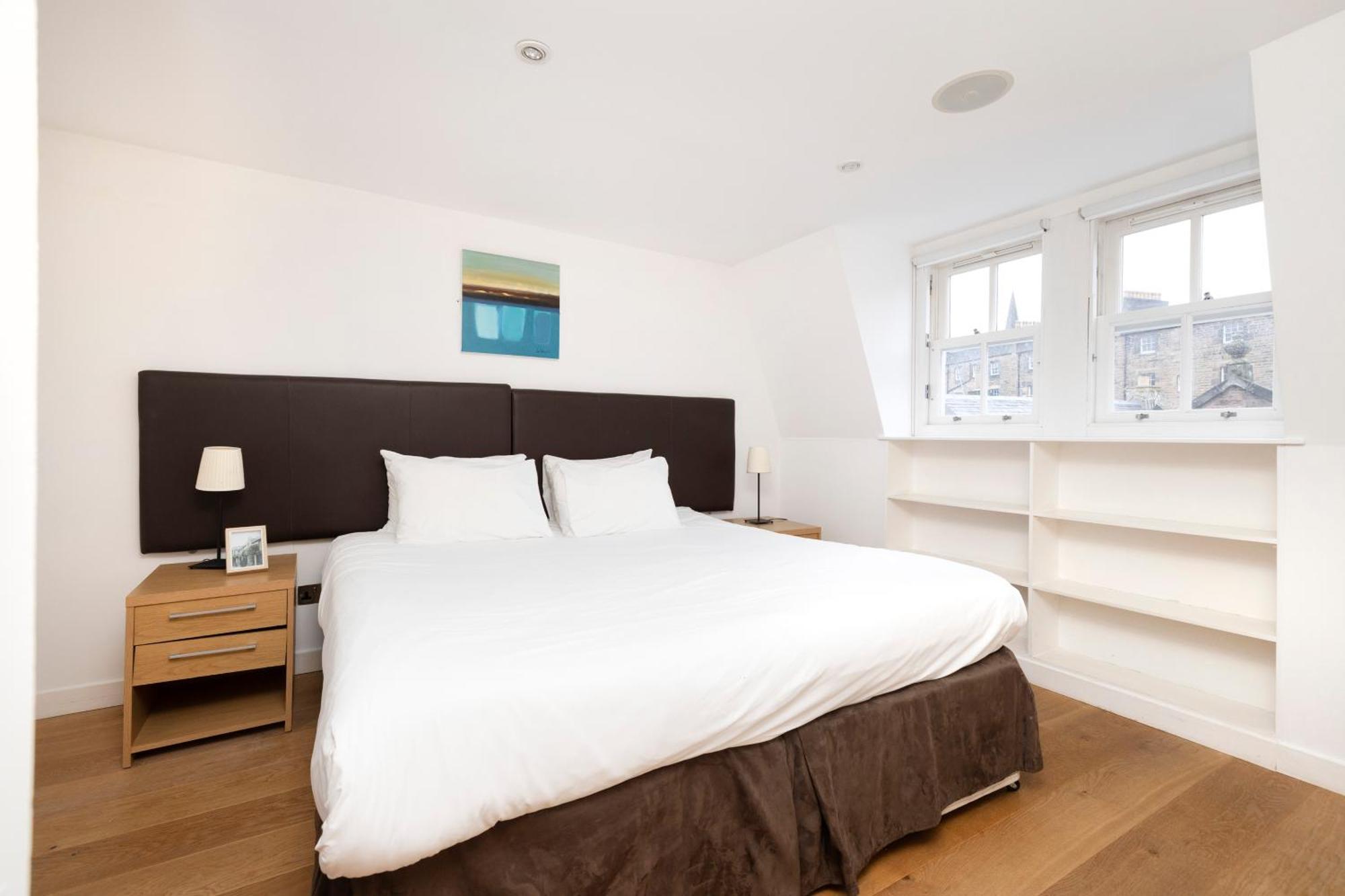 Ferienwohnung Joivy Superb Flats In The Heart Of EDI Exterior foto